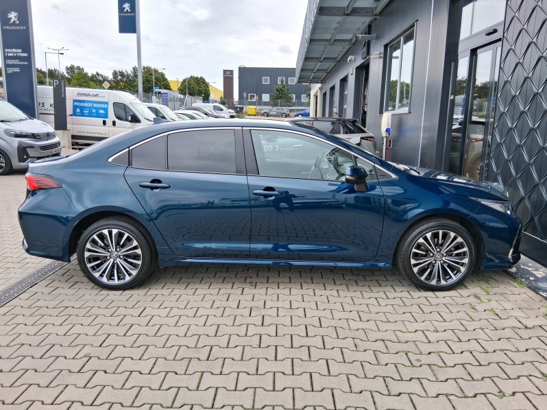 Toyota Corolla STYLE 1.8 Hyb. 103 kW full