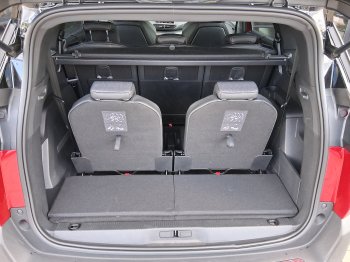 Peugeot 5008 GT LINE 1.6 PT 133 kW full