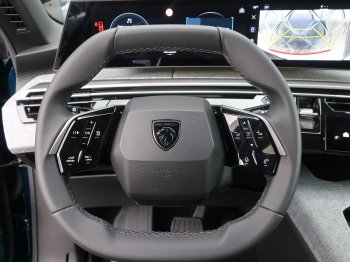 Peugeot 3008 ALLURE Hybrid 145 e-DCS6 full