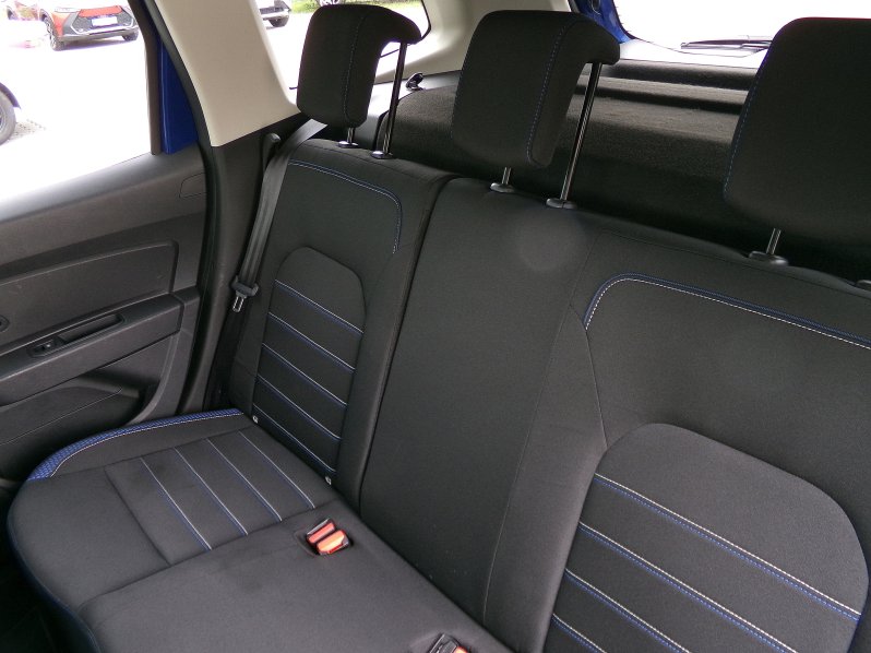 Dacia Duster CELEBRATION 1,5 Blue dCi 85kW full