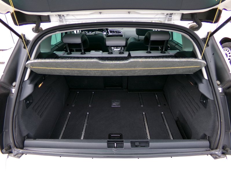 Peugeot 3008 ALLURE 2.0 HDi HYBRID4 120kW full