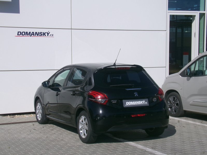Peugeot 208 ACTIVE 1,2 PureTech 60kW full