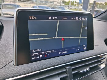 Peugeot 5008 GT LINE 1.6 PT 133 kW full