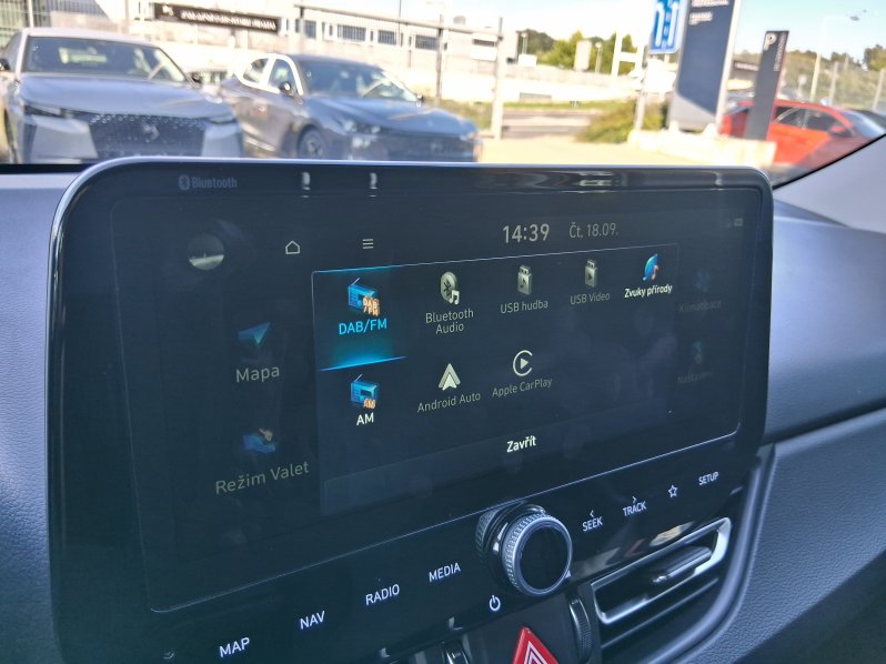 Hyundai i30 SMART 1.5 T-GDi MHEV 117 kW full