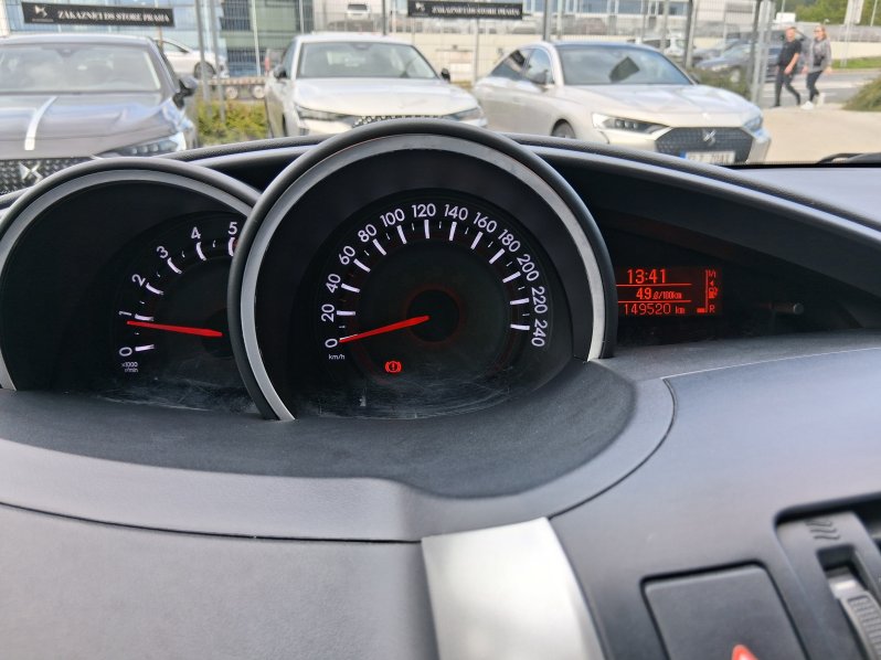 Toyota Verso 1.6 D-4D 82 kW full