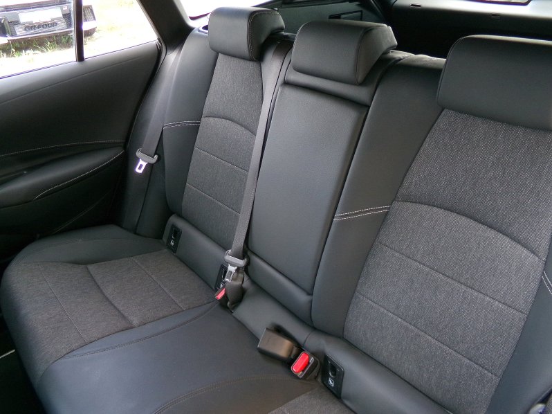 Toyota Corolla TS STYLE 1,8 HEV 103kW AT full