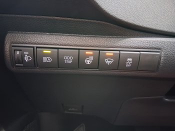 Toyota Corolla STYLE 1.8 Hyb. 103 kW full