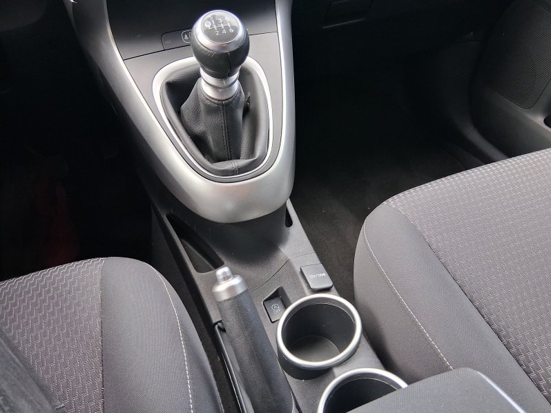 Toyota Verso 1.6 D-4D 82 kW full