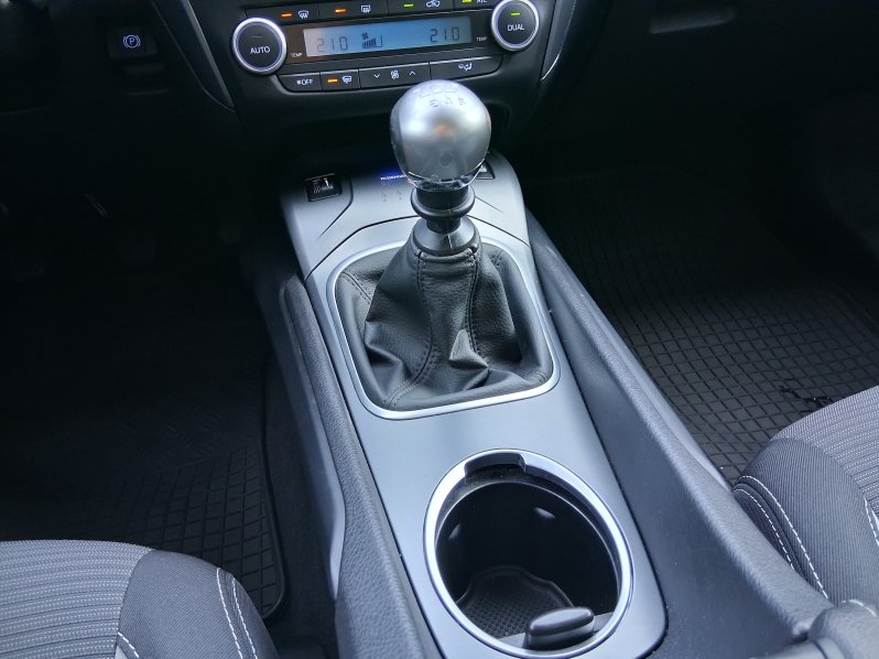 Toyota Avensis ACTIVE 1.8 VVTi 108 kW full