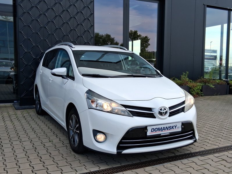 Toyota Verso 1.6 D-4D 82 kW full