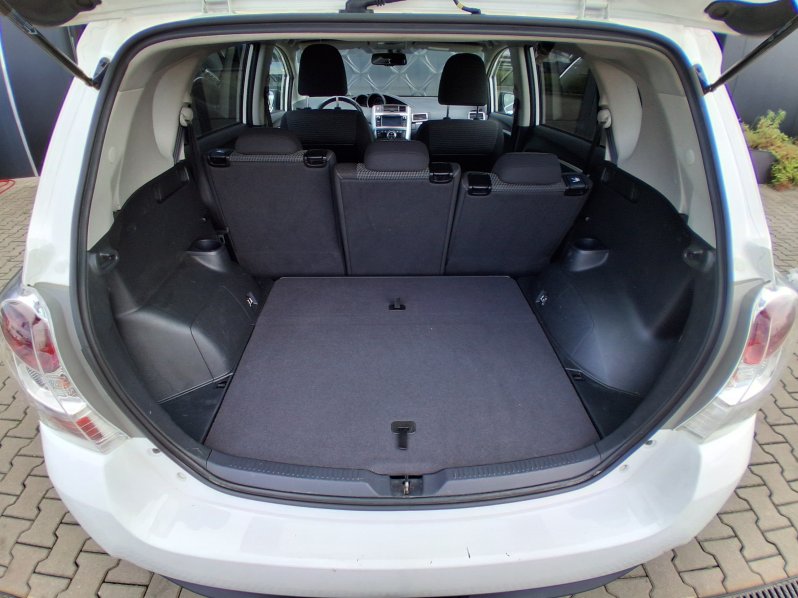 Toyota Verso 1.6 D-4D 82 kW full