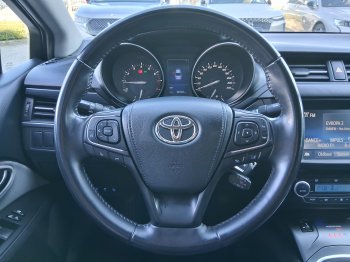 Toyota Avensis ACTIVE 1.8 VVTi 108 kW full