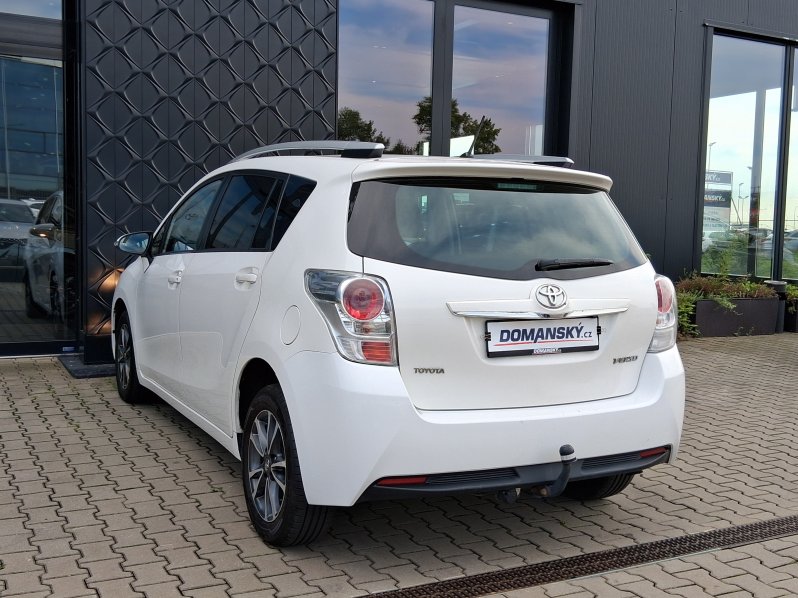 Toyota Verso 1.6 D-4D 82 kW full