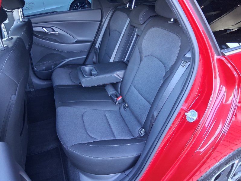 Hyundai i30 SMART 1.5 T-GDi MHEV 117 kW full