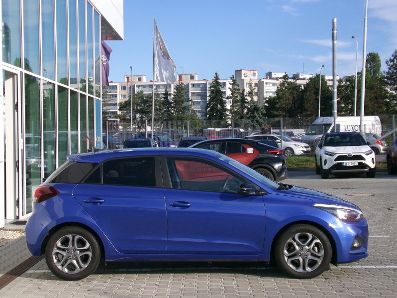Hyundai i20 SMART 1,0 T-GDi 74kW full