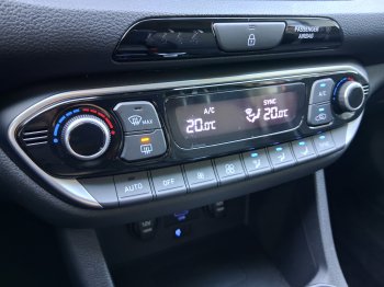 Hyundai i30 SMART 1.5 T-GDi MHEV 117 kW full