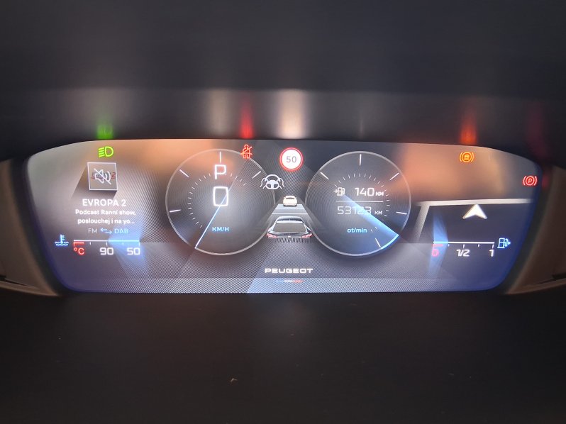Peugeot 408 ALLURE PACK 1.2 PT 96 kW full