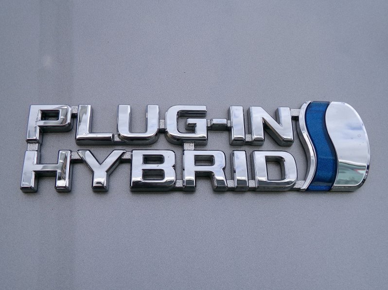 Toyota RAV4 EXECUTIVE JBL 2,5 PHEV 4×4 AT full