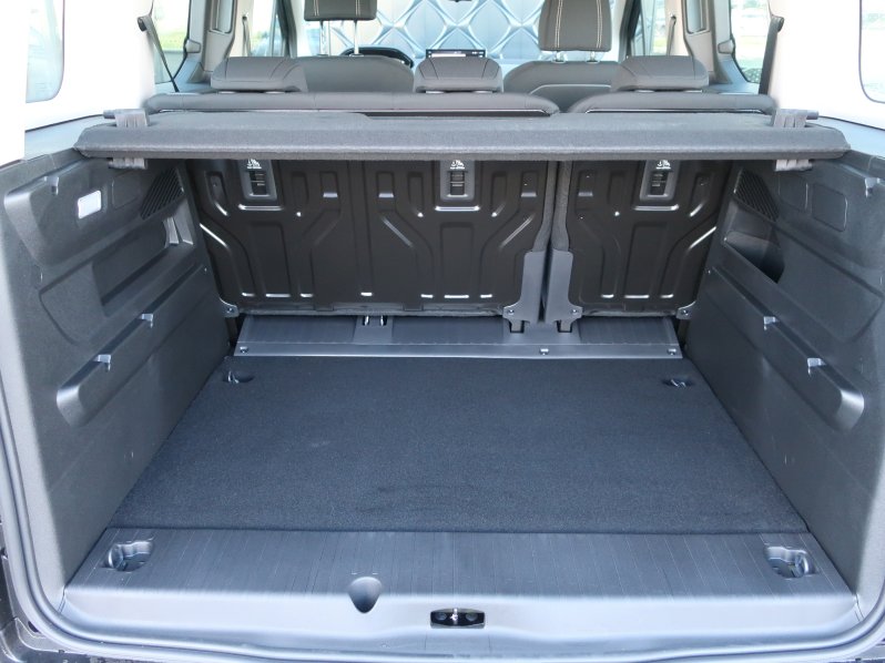Peugeot Rifter ALLURE PureTech 110 S&S MAN6 full