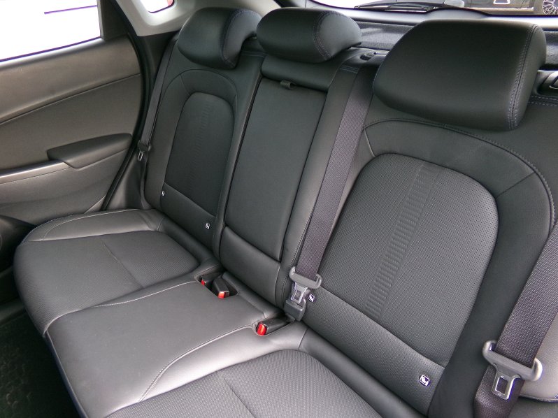 Hyundai Kona PREMIUM ELECTRIC 64kWh full