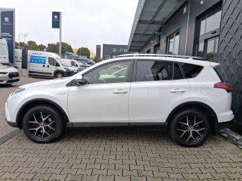 Toyota RAV4 EXECUTIVE 2.5 Hyb. 4×4 145 kW full