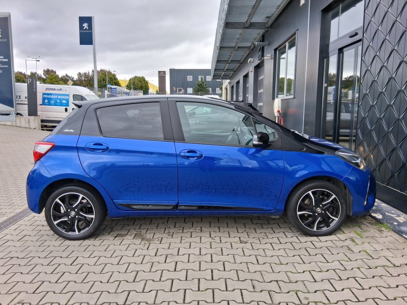 Toyota Yaris SELECTION 1.5 VVT-i 82kW full