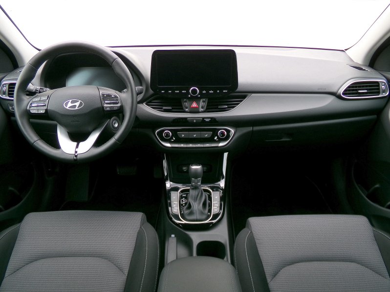 Hyundai i30 WG FAMILY 1,5 T-GDi 103kW full