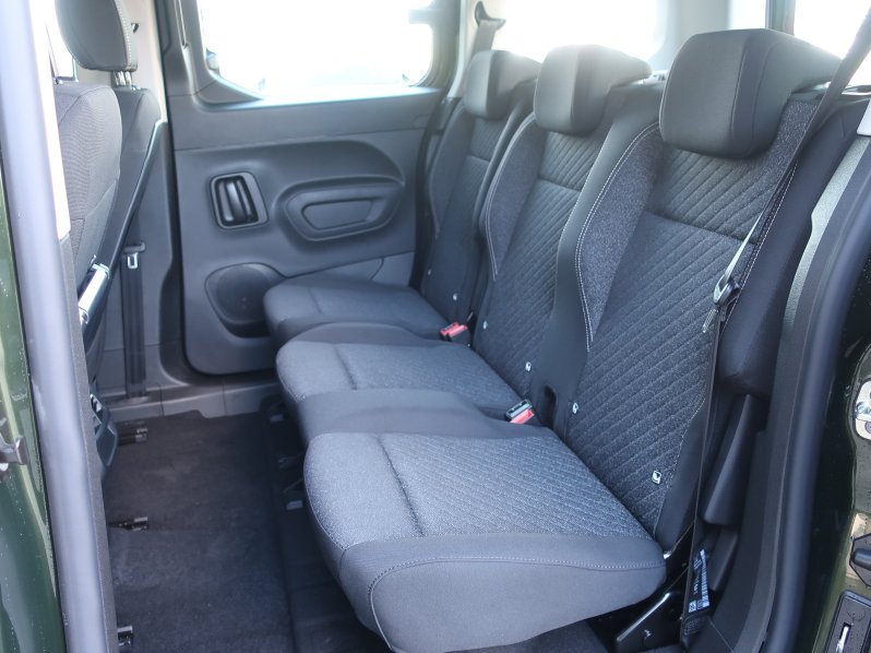 Peugeot Rifter ALLURE PureTech 110 S&S MAN6 full