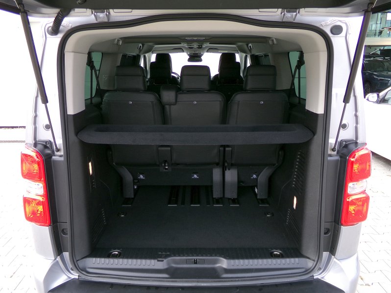 Toyota ProAce Verso VIP L2 Webasto 2,0D-4D AT full
