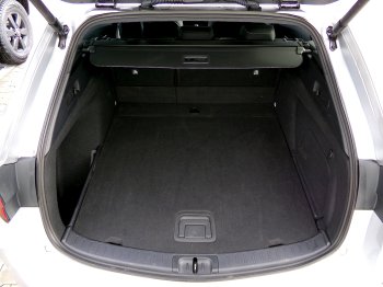 Toyota Corolla TS STYLE 2,0 HSD 144kW full