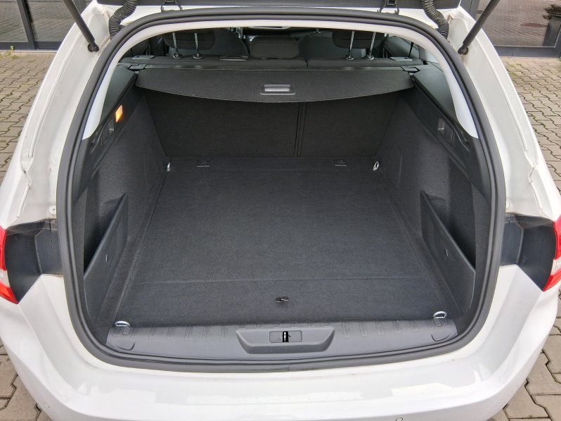 Peugeot 308 ACTIVE 1.5 BHDi 96kW full