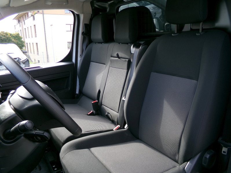 Toyota ProAce ACTIVE 2,0 D-4D L2 106kW full