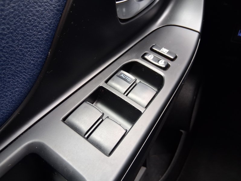 Toyota Yaris SELECTION 1.5 VVT-i 82kW full