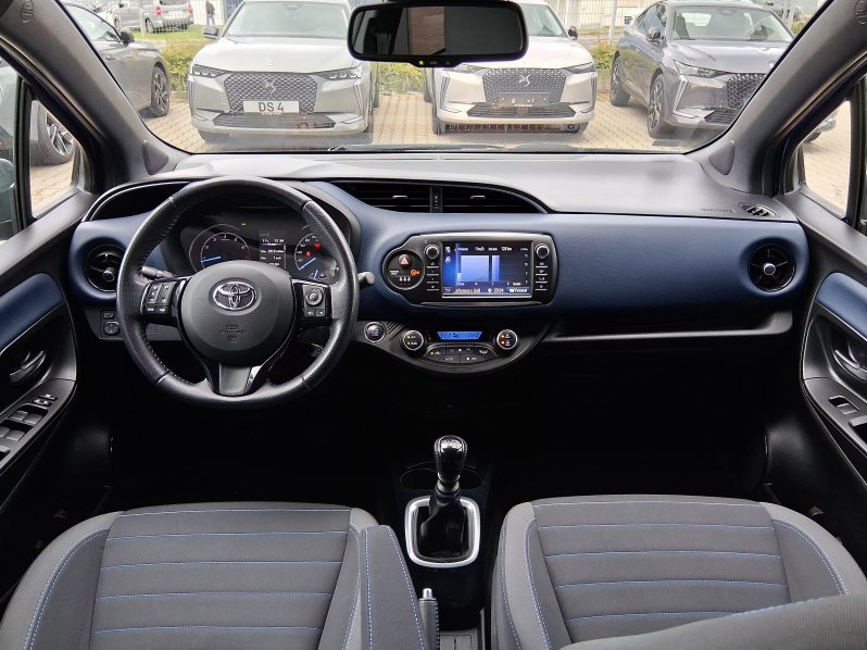 Toyota Yaris SELECTION 1.5 VVT-i 82kW full