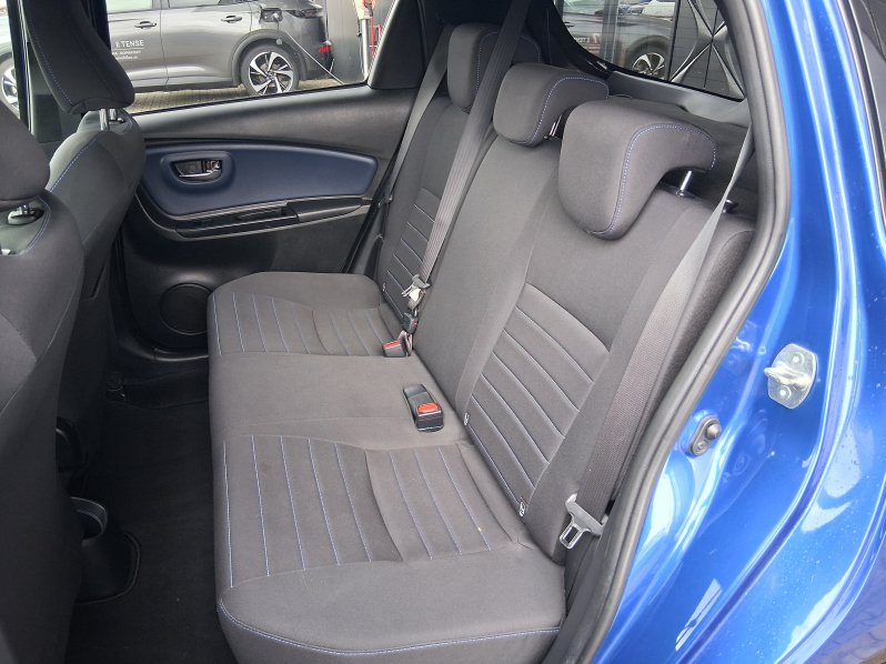 Toyota Yaris SELECTION 1.5 VVT-i 82kW full