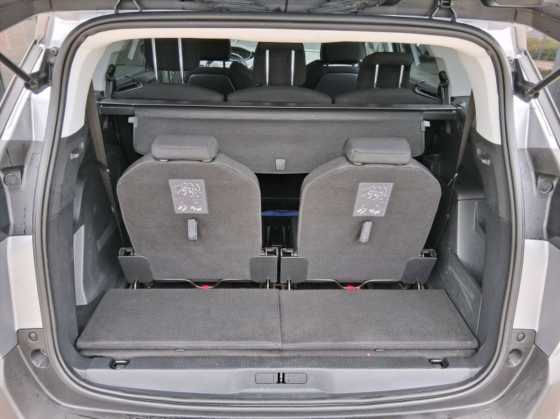 Peugeot 5008 ACTIVE 1.6 BHDi 88 kW full