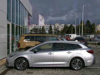 Toyota Corolla TS STYLE 2,0 HSD 144kW full