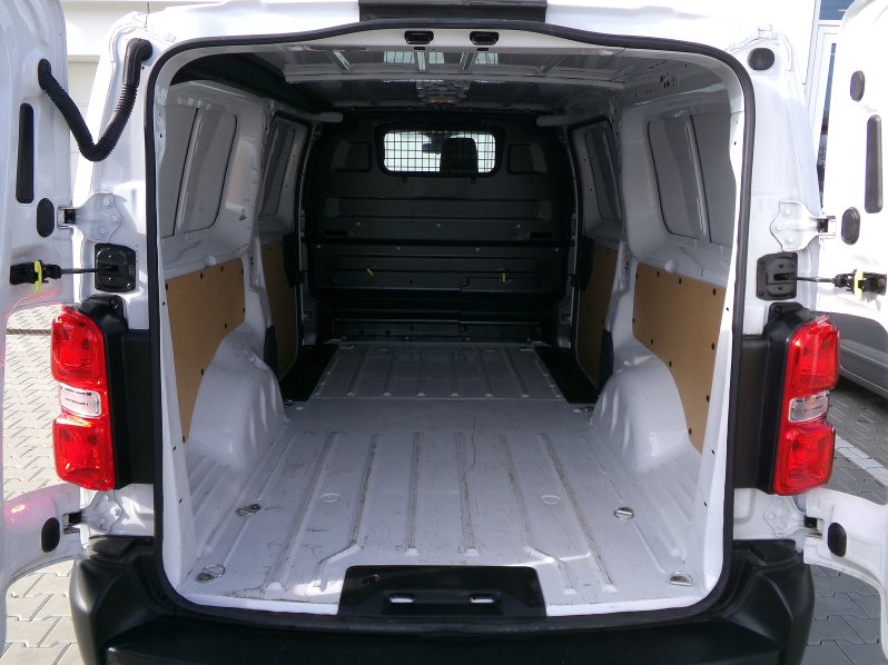 Toyota ProAce ACTIVE 2,0 D-4D L2 106kW full