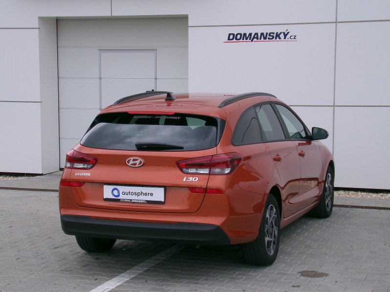 Hyundai i30 WG FAMILY 1,5 T-GDi 103kW full