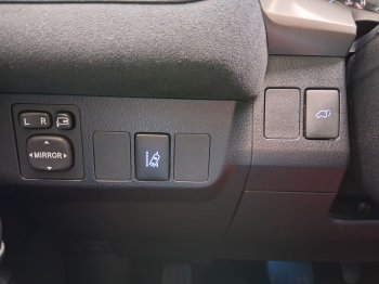 Toyota RAV4 EXECUTIVE 2.5 Hyb. 4×4 145 kW full