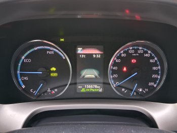 Toyota RAV4 EXECUTIVE 2.5 Hyb. 4×4 145 kW full