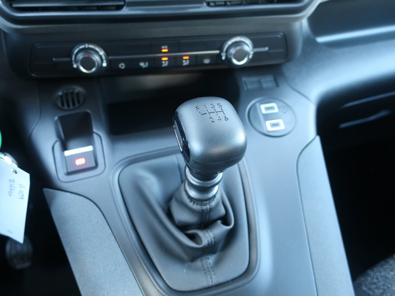Peugeot Rifter ALLURE PureTech 110 S&S MAN6 full