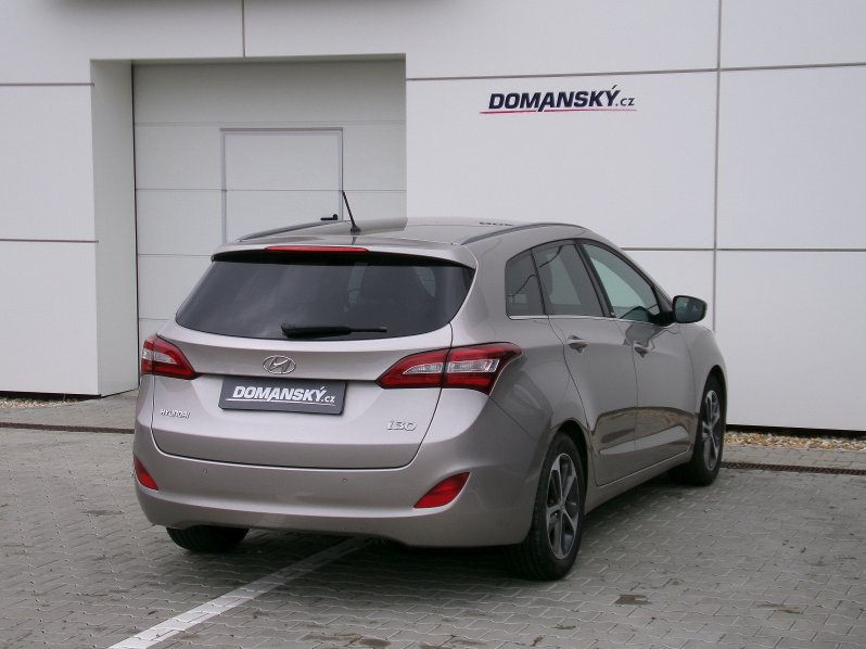 Hyundai i30 WG GO Czech 1,6 GDi 99kW MAN6 full