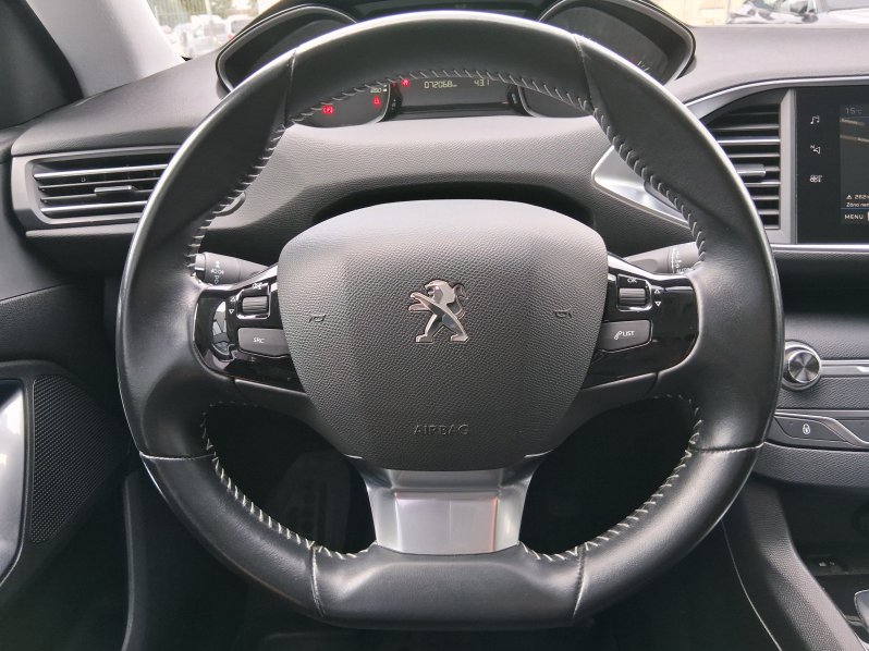 Peugeot 308 ACTIVE 1.5 BHDi 96kW full