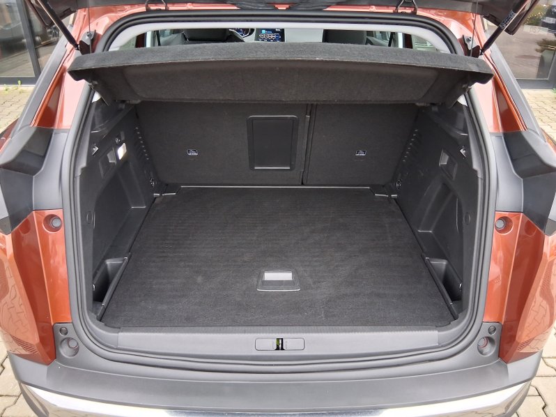 Peugeot 3008 ACTIVE 1.6 BHDi 88kW full