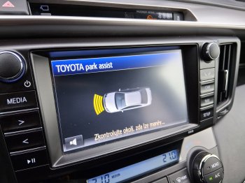 Toyota RAV4 EXECUTIVE 2.5 Hyb. 4×4 145 kW full