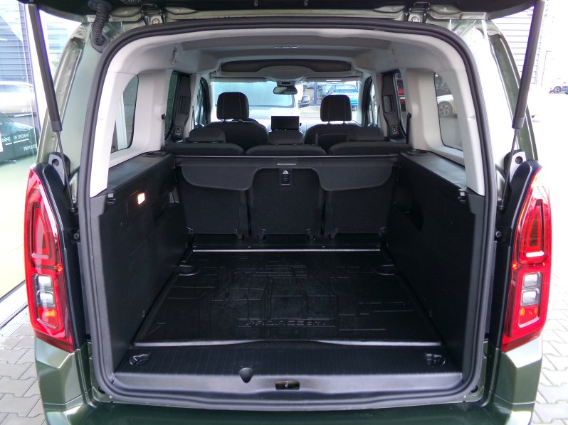 Toyota ProAce City Verso LONG VIP 1.5 D-4D 96kW AT8 full