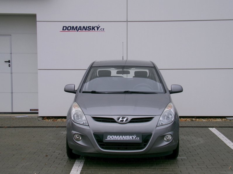 Hyundai i20 INCLUSIVE+ 1,2i 57kW 1.MAJITEL full
