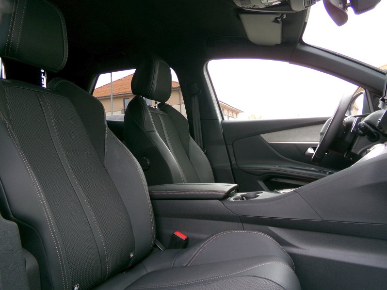 Peugeot 3008 GT 1,6 PT PHEV 165 kW EAT8 full