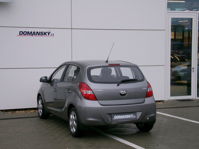 Hyundai i20 INCLUSIVE+ 1,2i 57kW 1.MAJITEL full